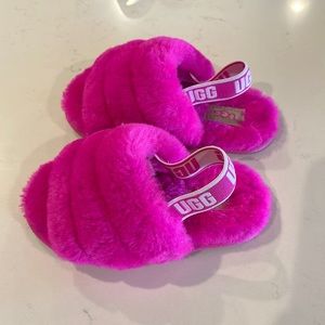 UGG fluff yeah slides